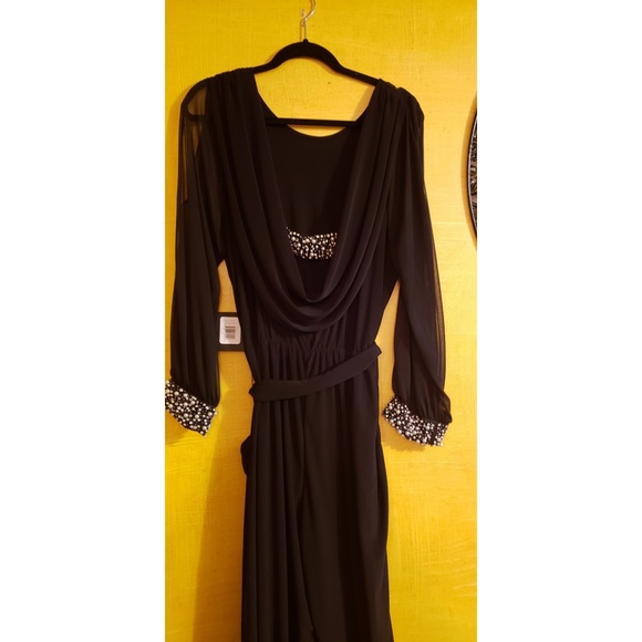 Ok MARINA EMBELLISHED COWL BACK JUMPSUIT 🆕 - Picture 7 of 8